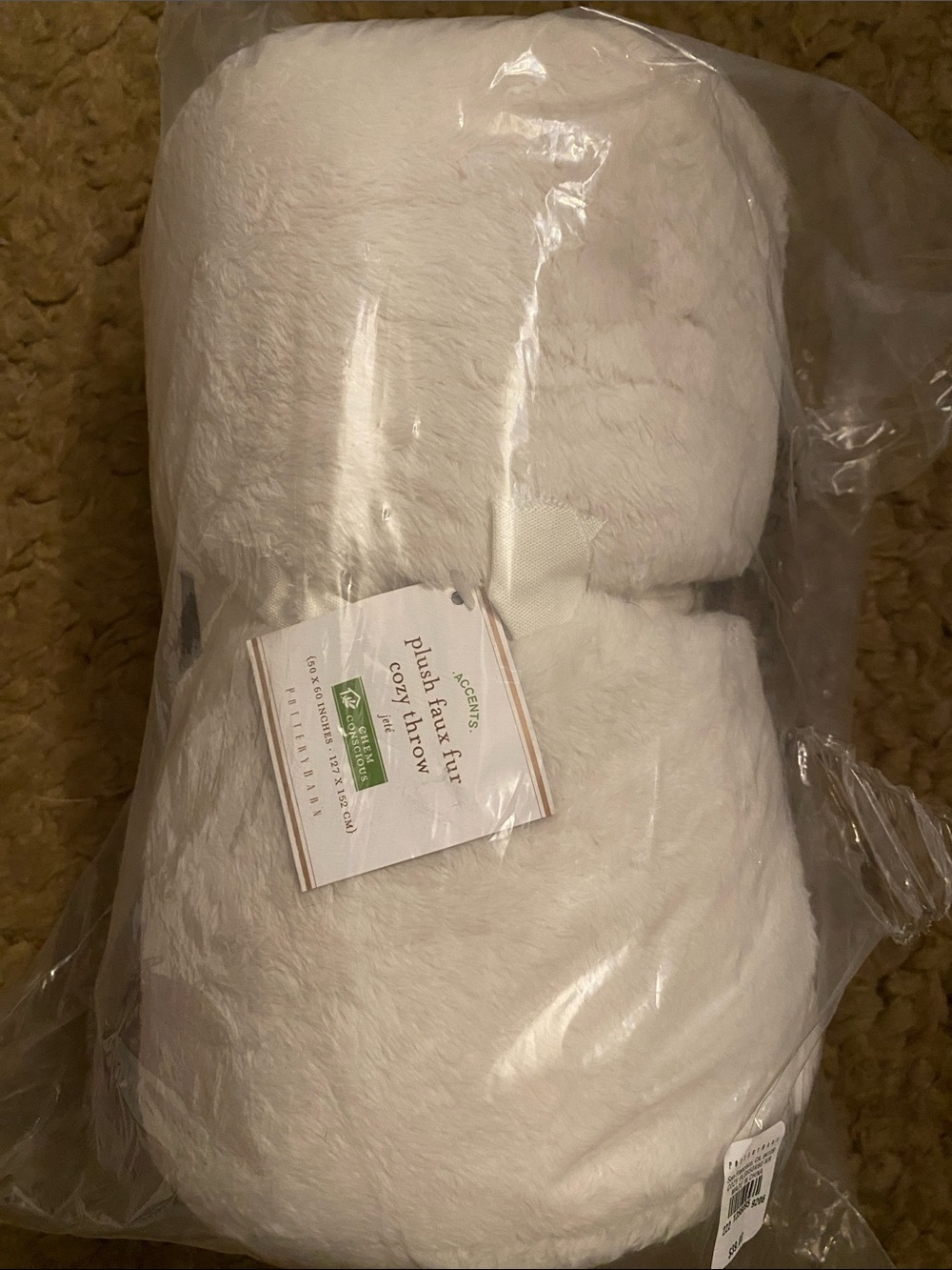 Plush Faux Fur Cozy Throw Blanket - White